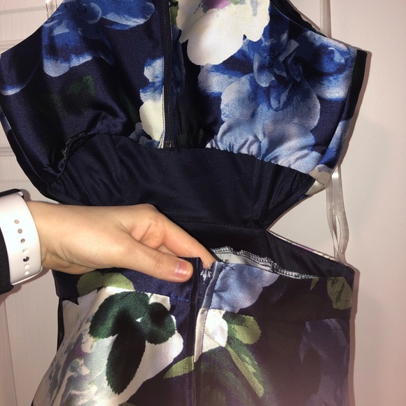 Cocktail Dress size 1 - Picture 6 of 7